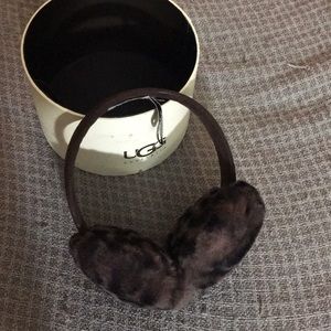 NEW Ugg brown leopard print ear muffs